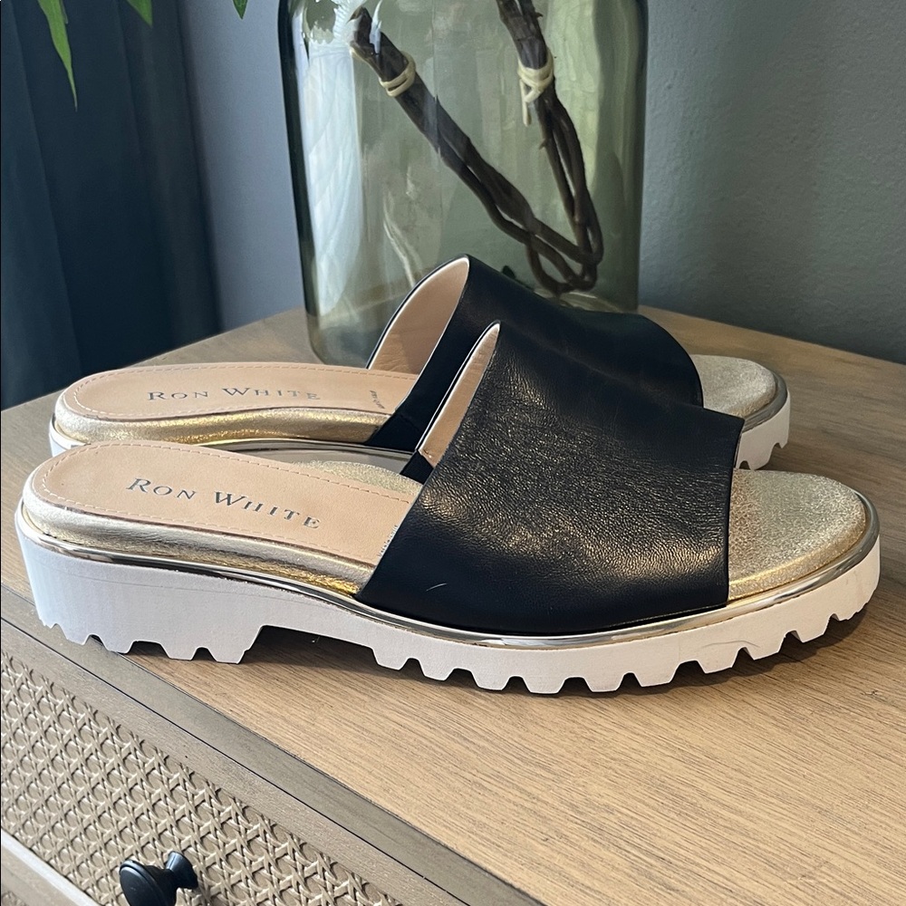 Ron White leather sandals
